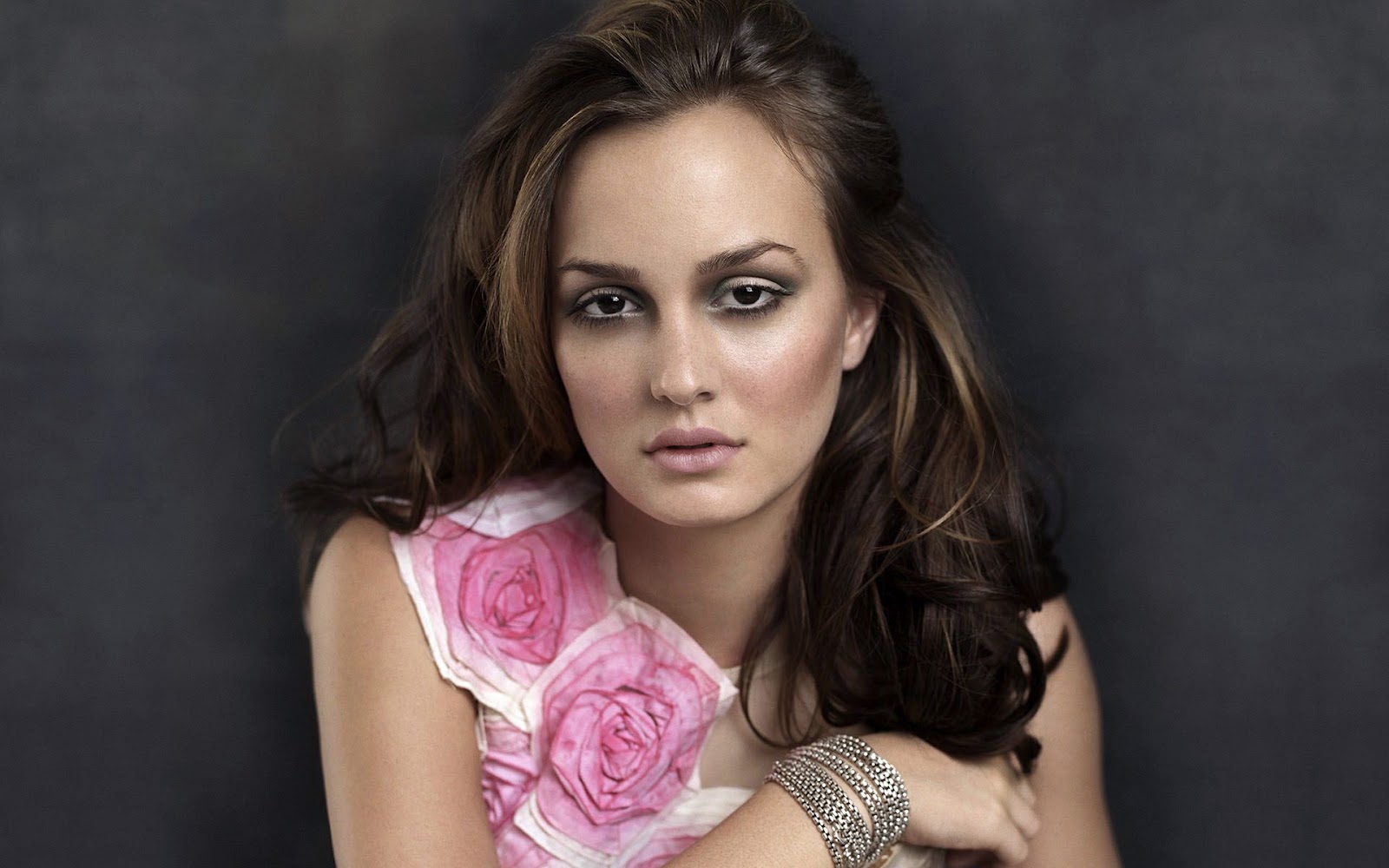 Leighton Meester Wallpaper Exclusive.