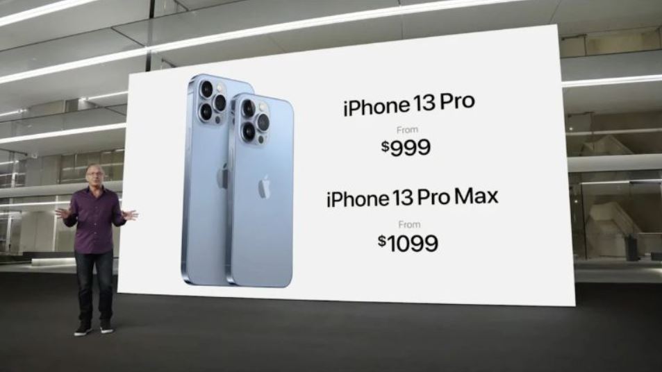 Çinli tüketiciler, Apple'ın siparişleri kabul etmeye başladığı 17 Eylül'de 5 milyondan fazla iPhone 13 serisi sipariş etti.