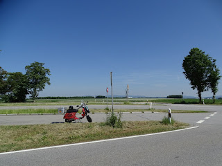 02.jpg