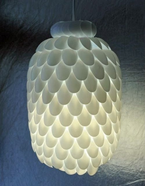 Seni Kreatif  Lampu  Hiasan  Daripada Botol Sudu Plastik