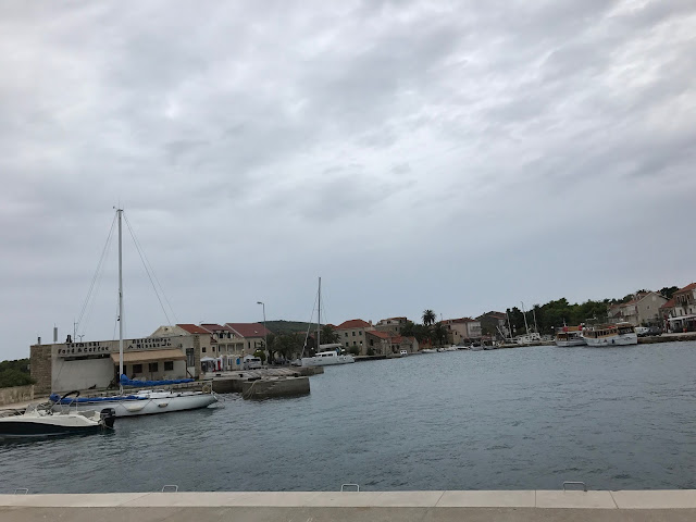 sucuraj-ferry-hvar-island