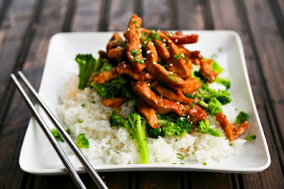 Easy Garlic Ginger Glazed Sticky Pork