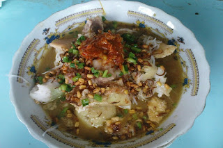 Soto yaitu makanan khas Indonesia yang mempunyai ciri Resep Membuat Soto Sumenep Khas Madura