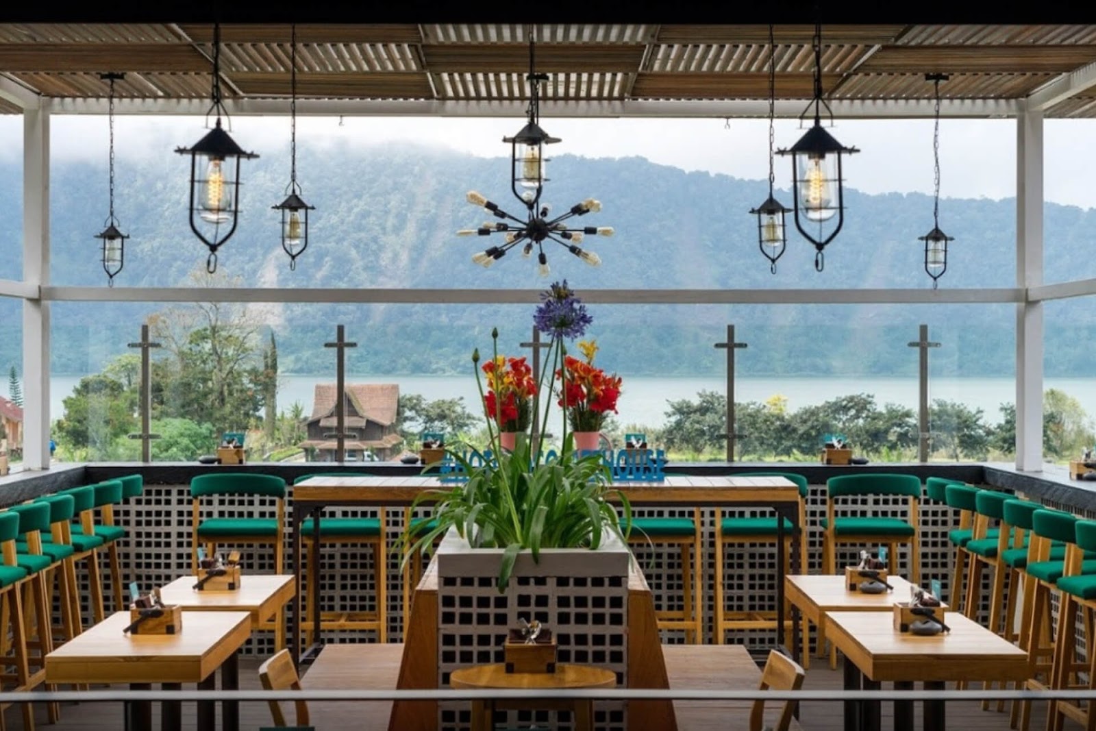 Hot Chocolate House Bedugul, A cool hangout with a wide selection of