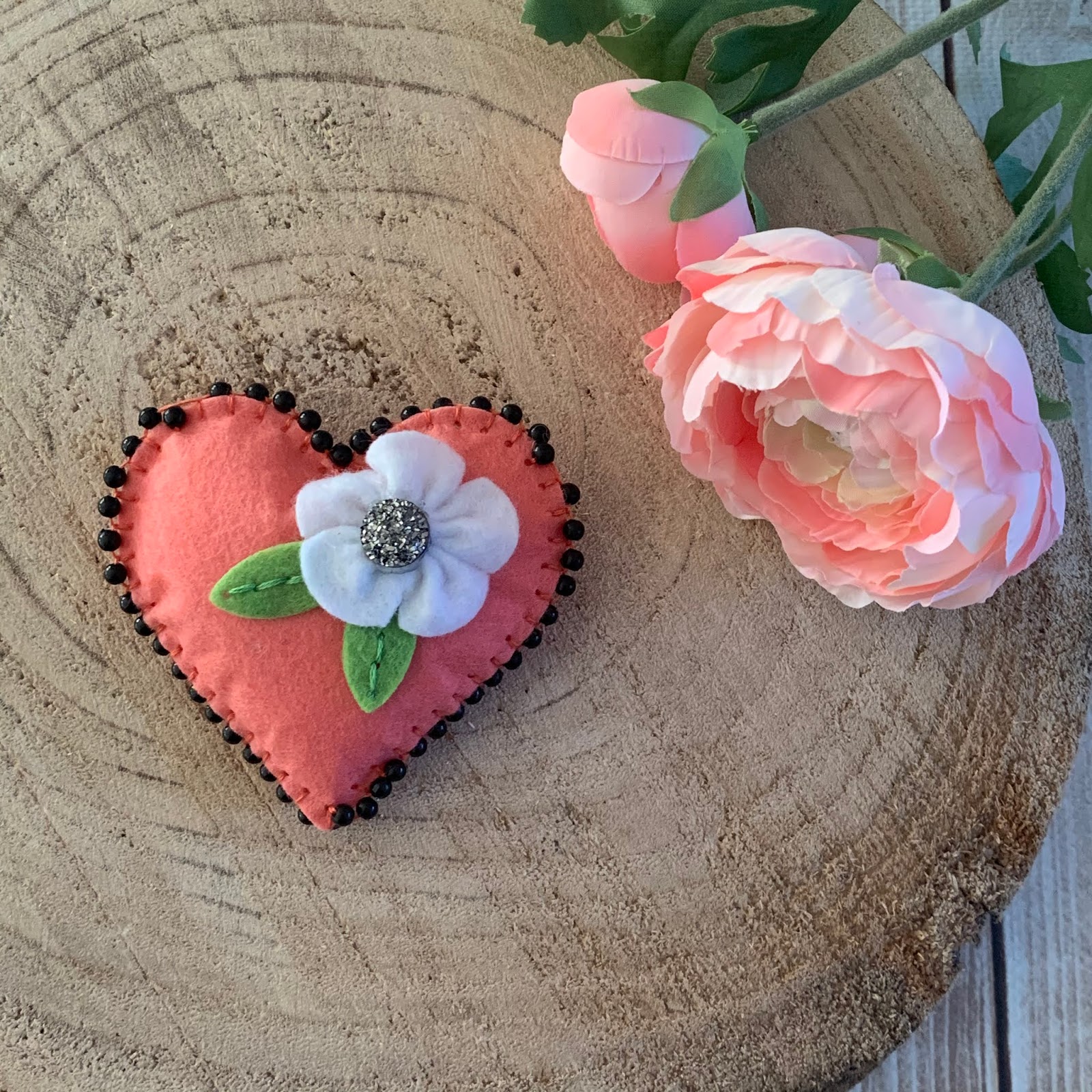 Sew Creative: Felt Heart Tutorial