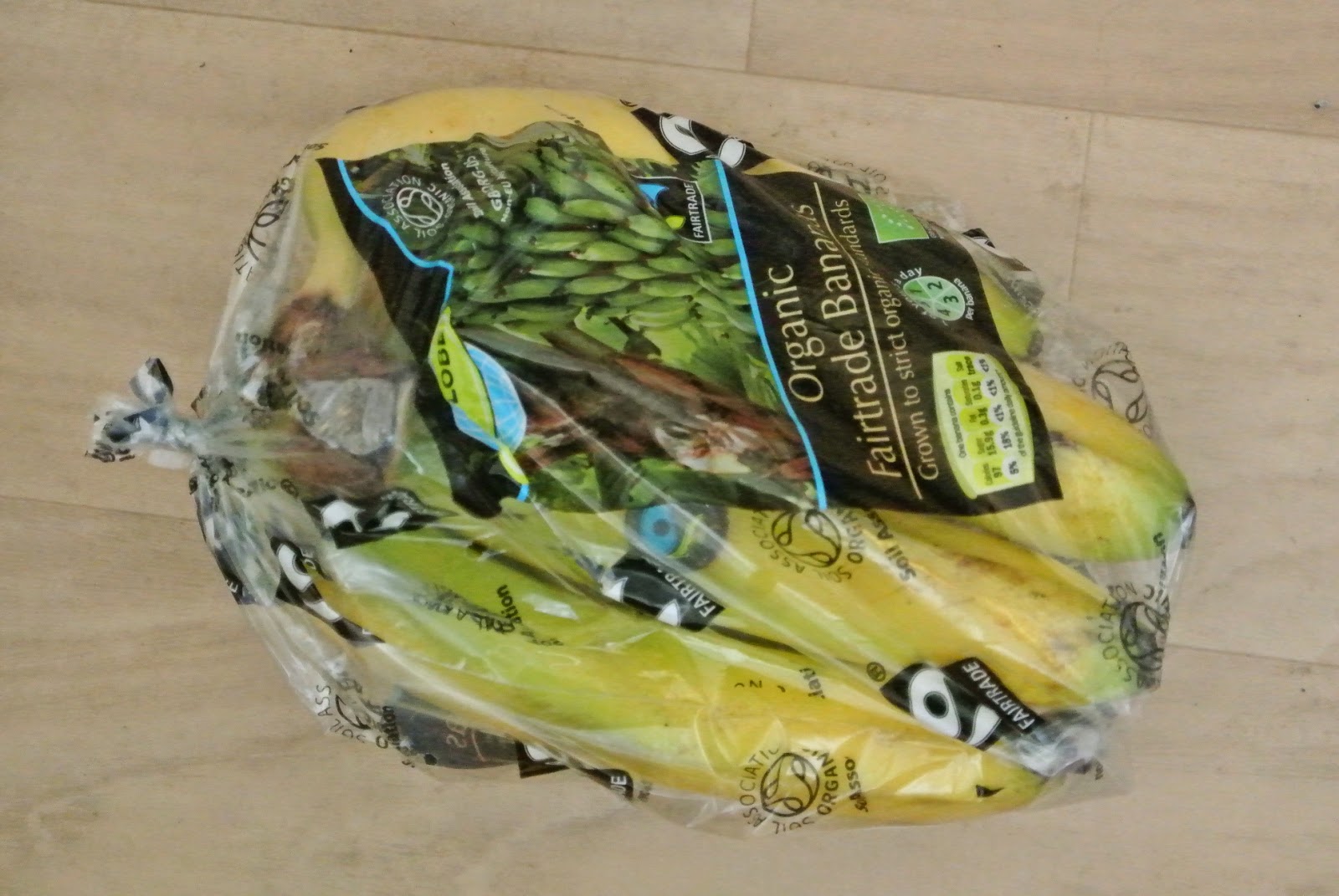 Bargain Brit Buys Lidl Organic bananas £1 for 6