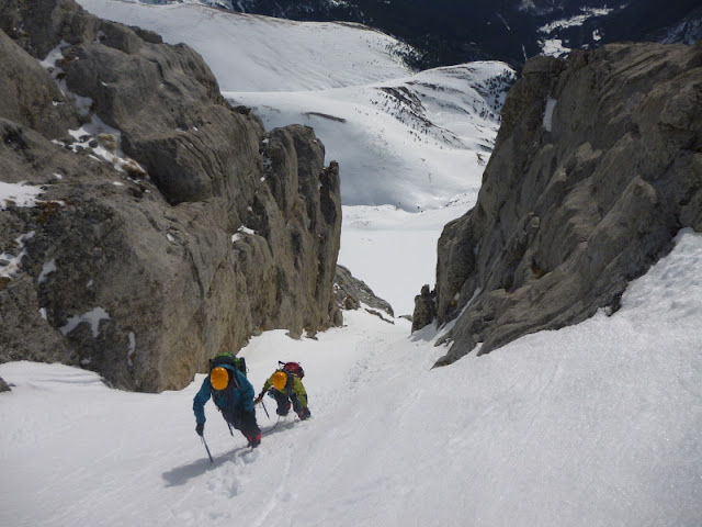 Pirineos:Refugio de Lizara-Pico Bernera