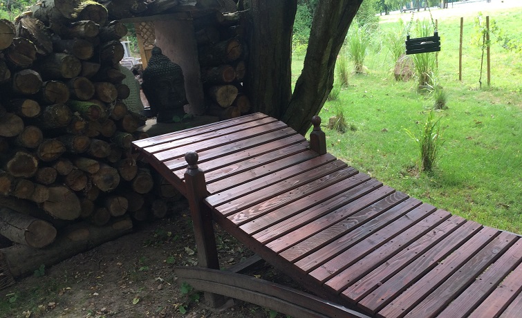 Ausruhen im Meditationsgarten Ruhe finden