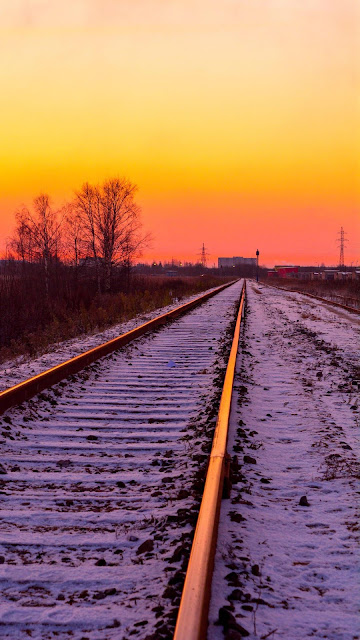 Sunset Railroad Tracks Wallpaper