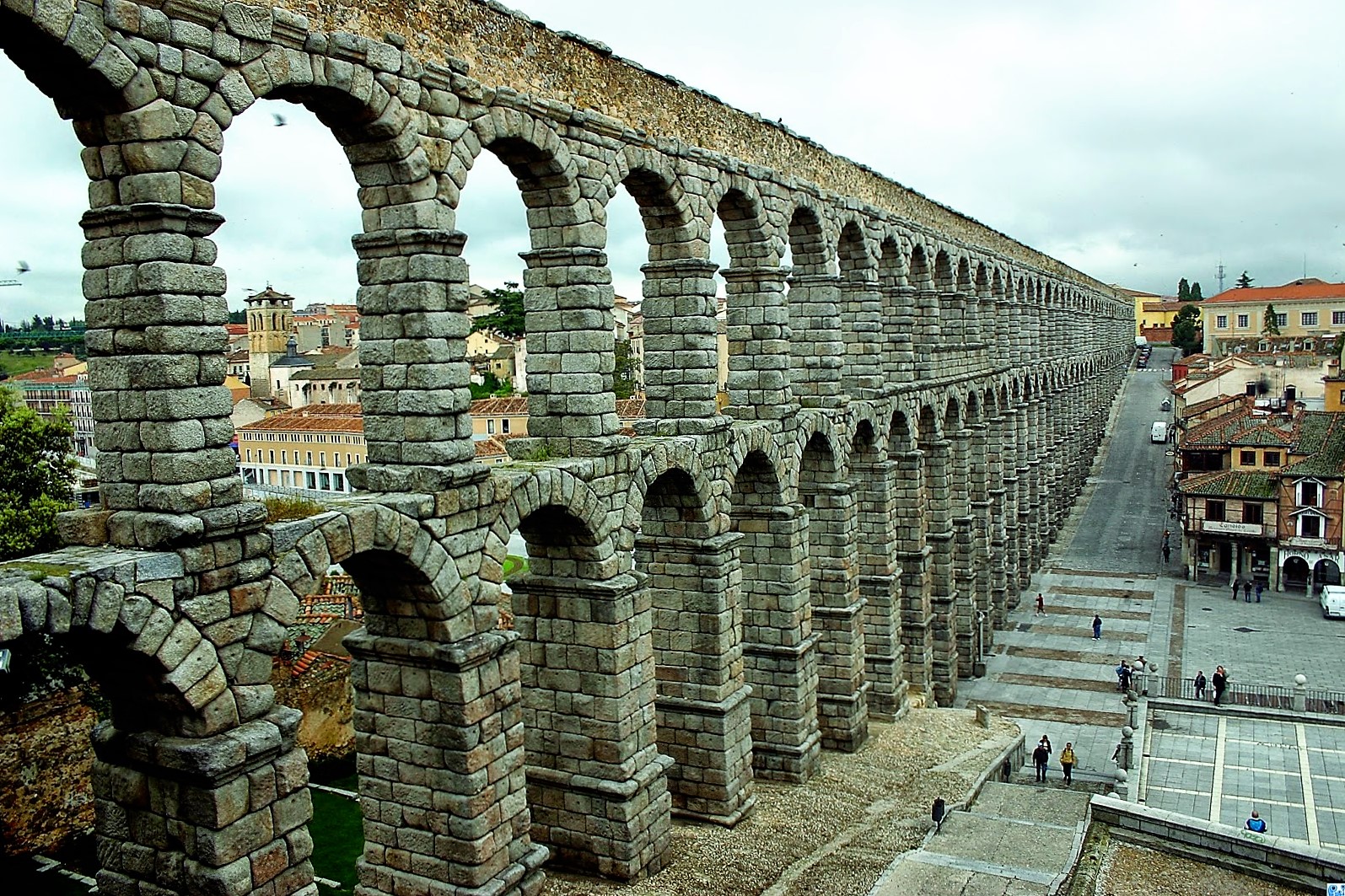 5five5 Aqueduct of Segovia (Segovia Spain)