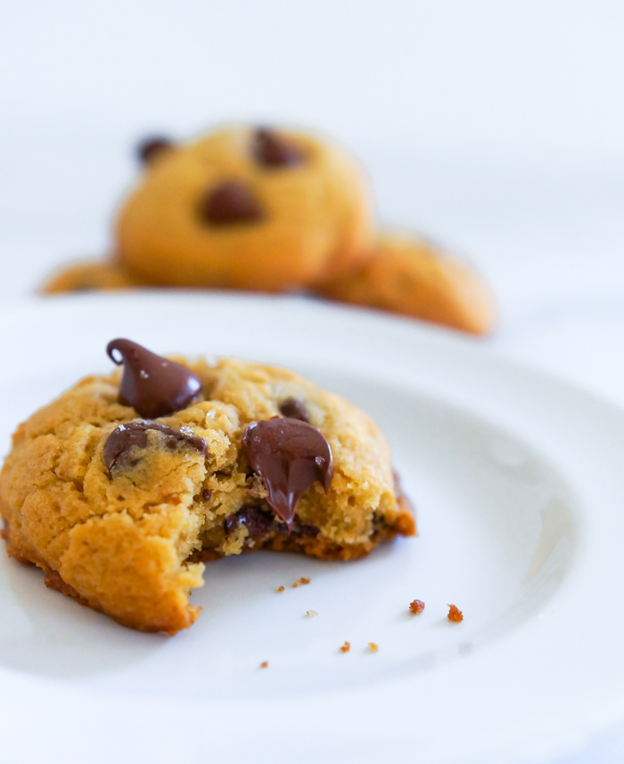 chickpea flour chocolate chip cookies, gluten-free!