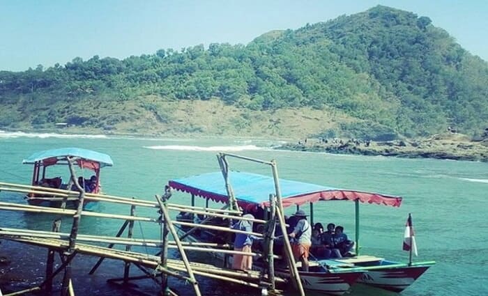 Perahu sungai telomoyo Perahu sungai telomoyo