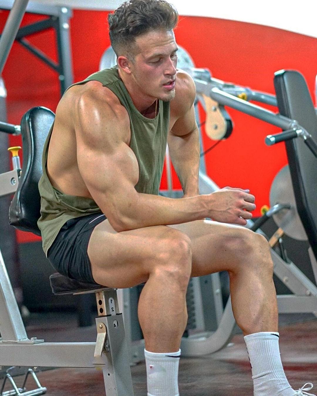 fit-sweaty-gym-hunks-brandon-anthony-flihan-big-biceps