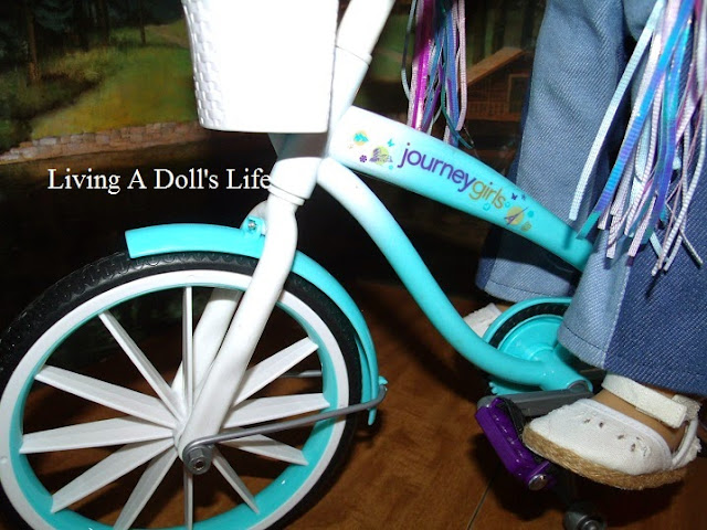 light blue cruiser bike with basket