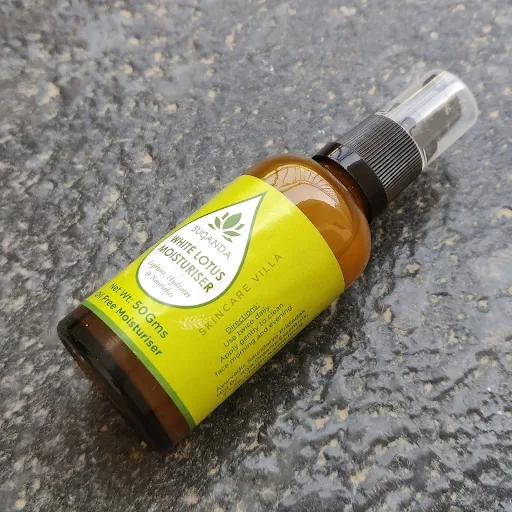 Best Paraben Free Moisturizers in India for Oily and Acne-Prone Skin Best Paraben Free Moisturizers in India for Oily and Acne-Prone Skin