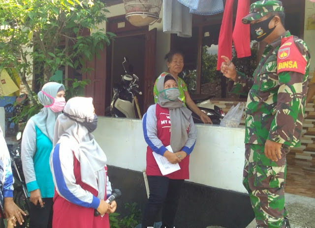 Babinsa Koramil Polanharjo Dampingi Tim Jumantik Cek Jentik Di Desa Ponggok