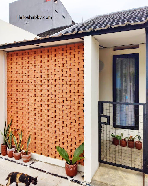 7 Model Teras Minimalis, Bikin Rumah Tampak Homey dan Eye Catching