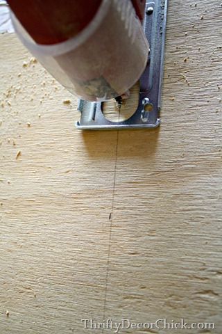 cutting wood with jigsaw