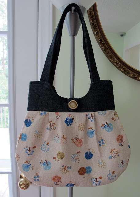 Art by Waiyi: New Sewing Project: Shoulder Bag with Japanese Fabrics