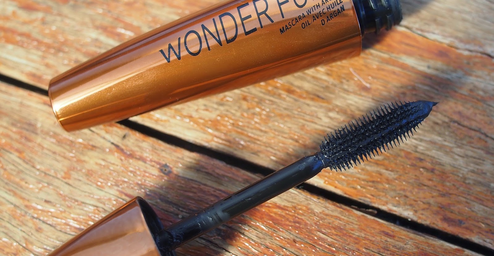 Born to Buy: Rimmel London Wonder'full Mascara with Review