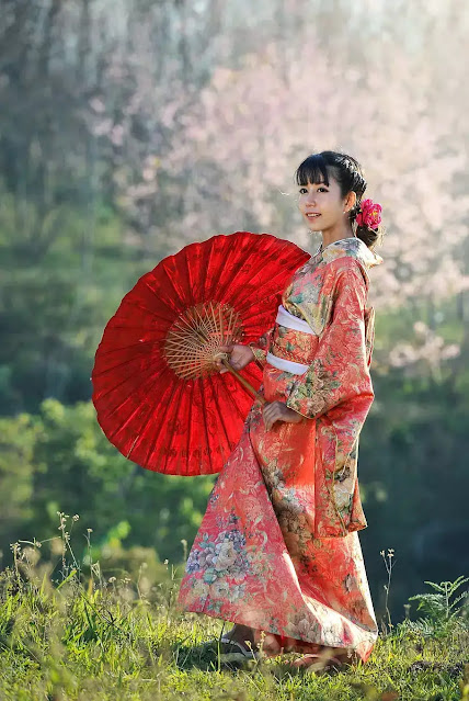 Japanese traditional dress is Kimono. On special occasions wearing Kimono is considered etiquette #UnrefinedBloom