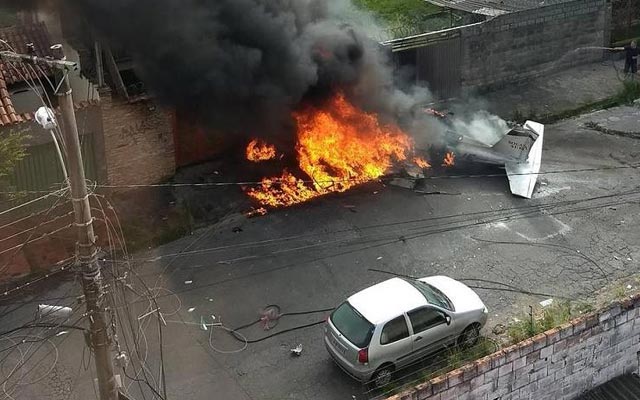 Queda de avião deixa uma pessoa morta em Belo Horizonte