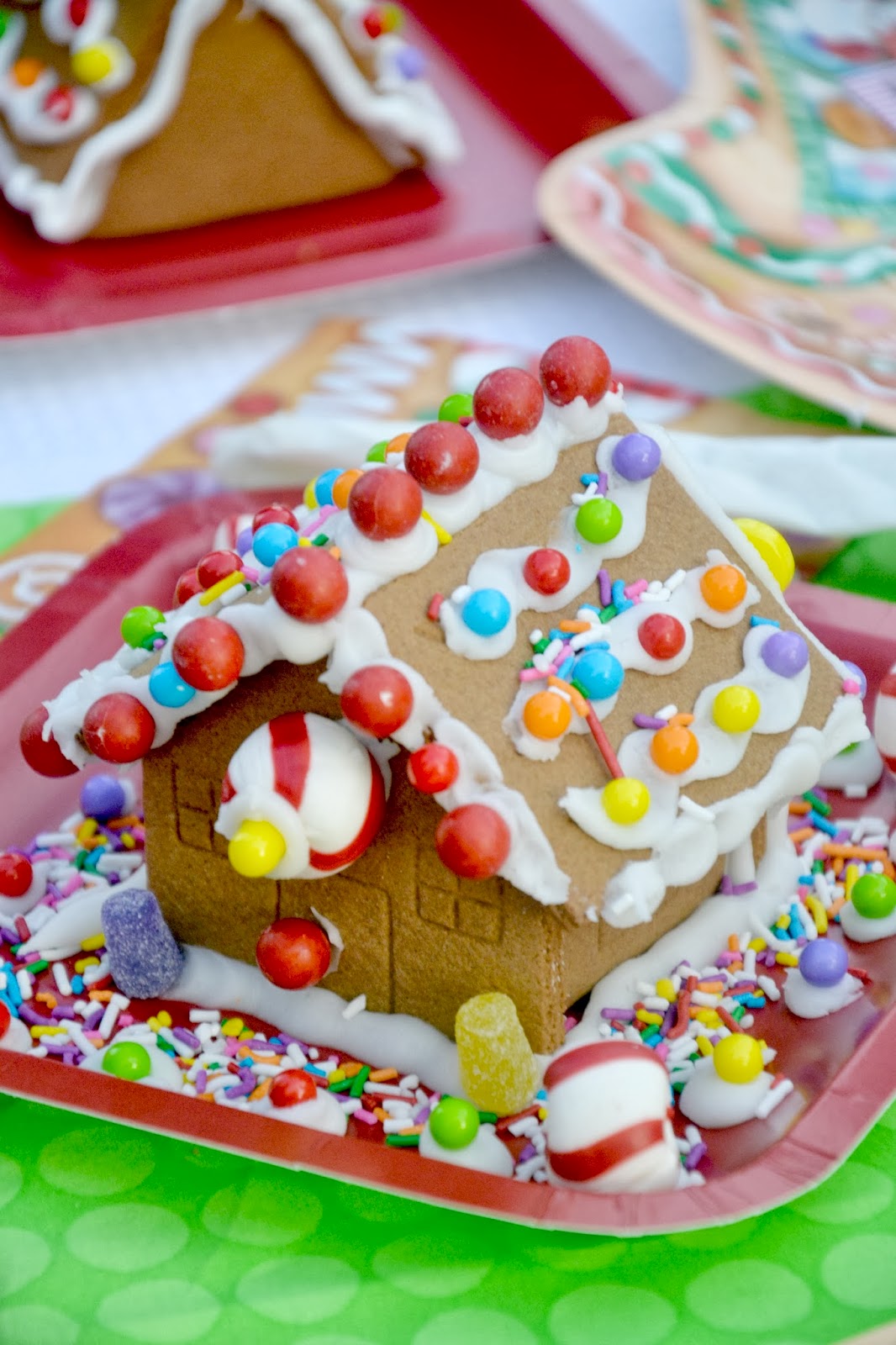 Crissy's Crafts: Gingerbread House Party