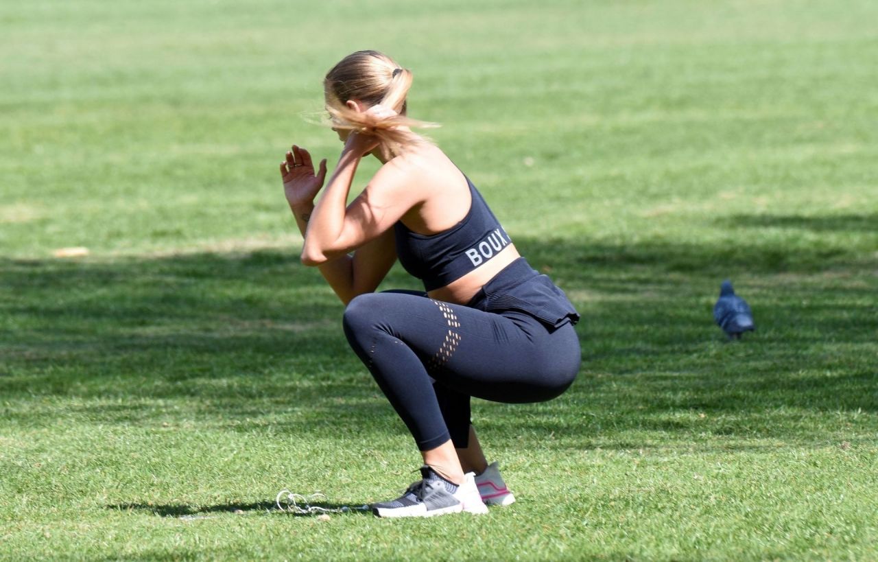 Arabella Chi – Working Out in the Park in London 05/15/2020