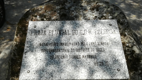 Placa de Inauguração da Praia Fluvial da Folgosa