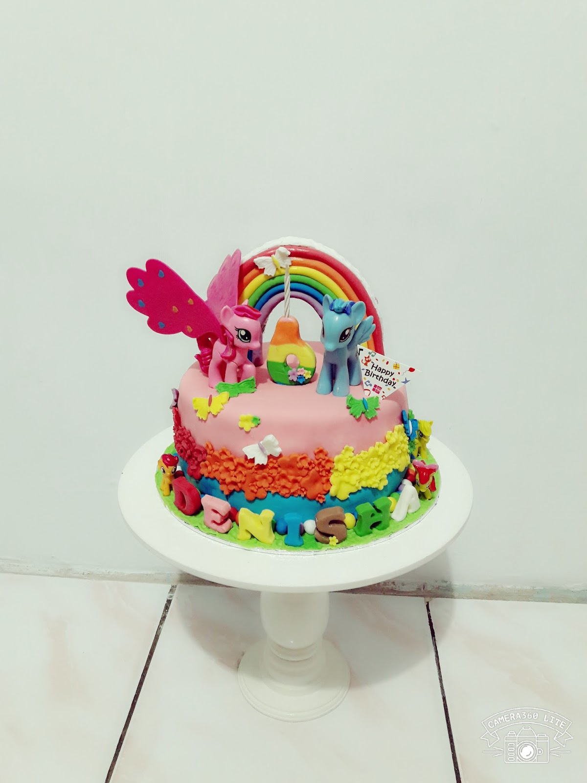 SAGITARIUS CAKE SHOP: KUE ULANG TAHUN LITTLE PONY FONDANT