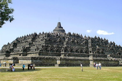 Sejarah Bangunan Candi Borobudur Magelang