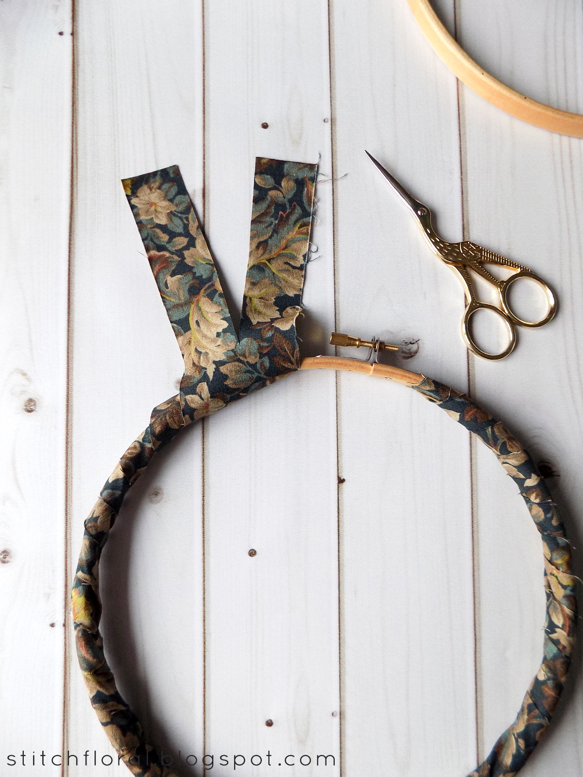 DIY embroidery hoop binding tutorial easy, no glue method Stitch Floral
