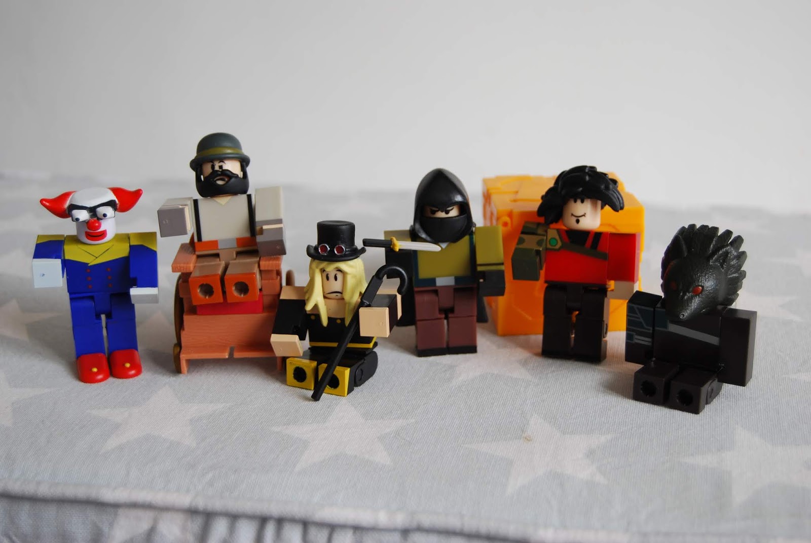 Chic Geek Diary Roblox Series 5 Toys Review Giveaway
