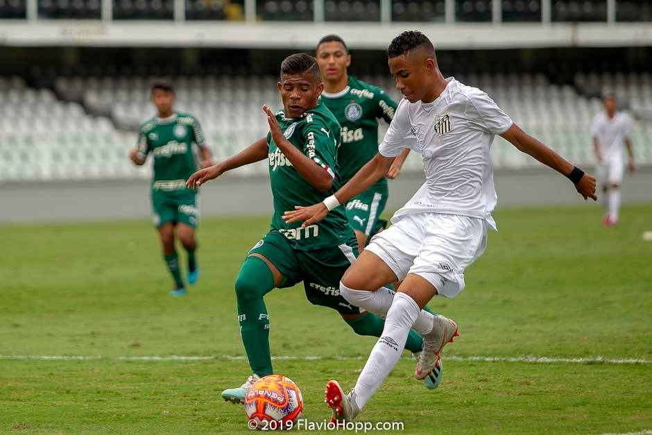 Santos e Palmeiras empatam por 0 a 0 o jogo de ida da final do Paulista