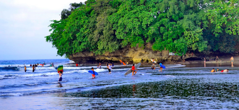 Keindahan Tempat Wisata Pantai Batu Karas Ciamis Jawa Barat