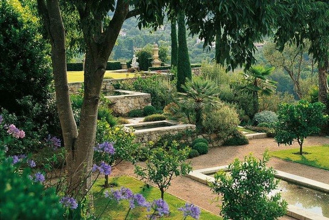 30+ Cool Mediterranean Garden Design Ideas For Your Backyard