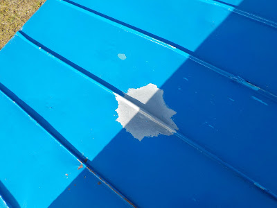 手に空いた穴を通して見る楽しい目の錯覚