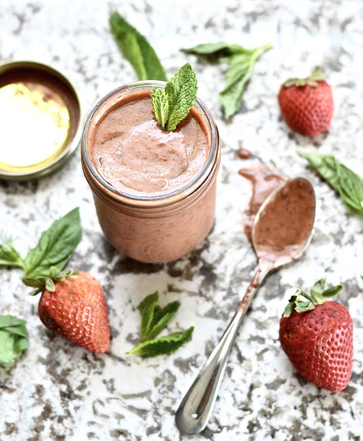 Pure and Simple Nourishment Strawberry, Mint and Basil Vinaigrette (Paleo, Vegan, Whole 30