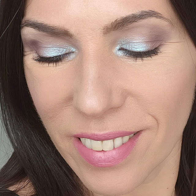 cuarto look Paleta de iluminadores de Wibo 20