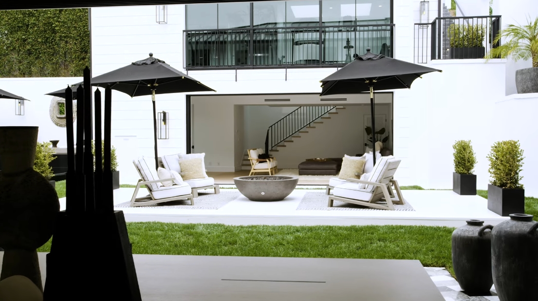 16 Interior Design Photos vs. 9531 Heather Rd, Beverly Hills, CA Luxury Home Tour