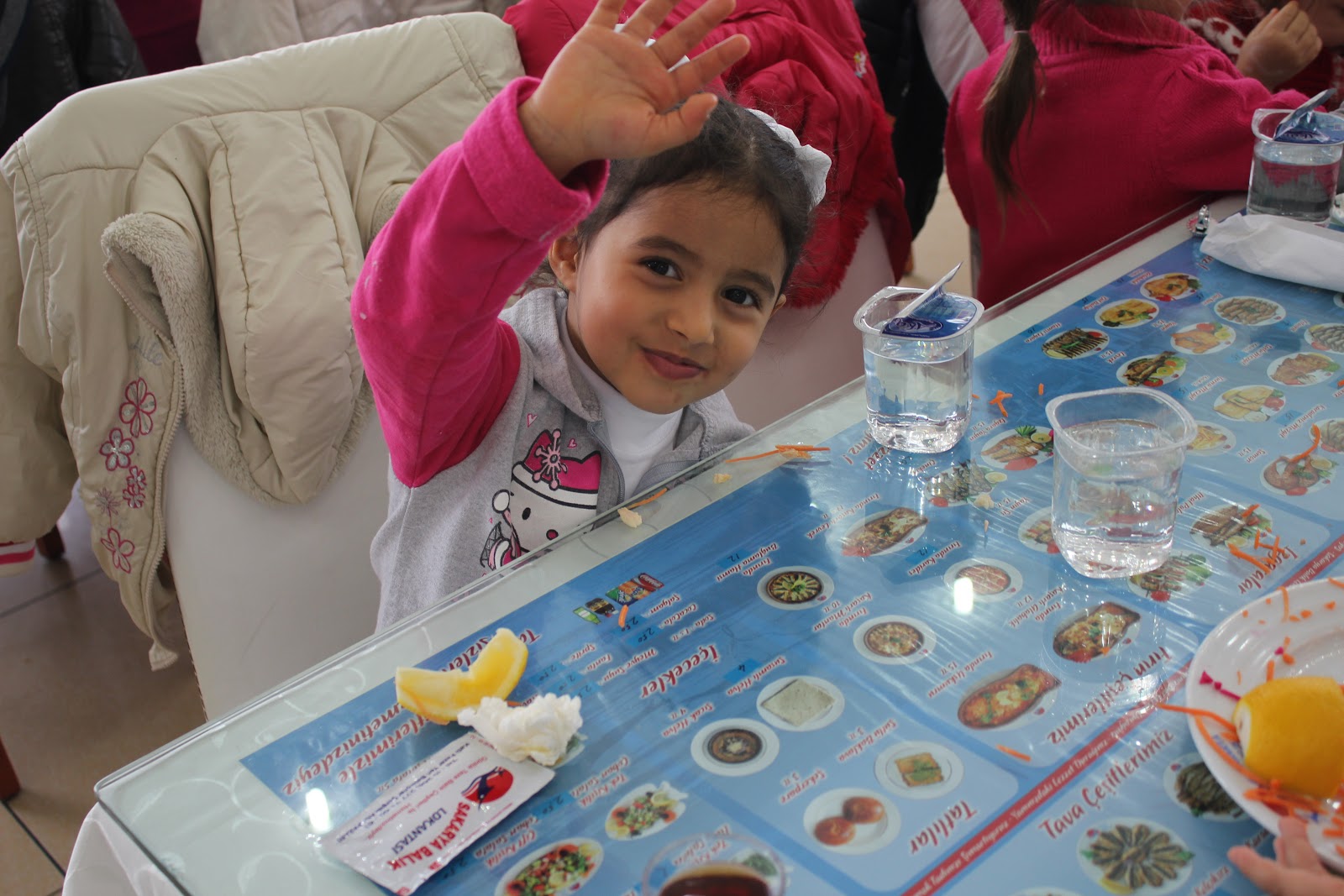 adabilimanaokulu: ET BALIK KELLE BU YENİR ELLE.VİTAMİNLER KONUDUYLA