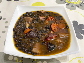 Stewed black beans in Crock Pot