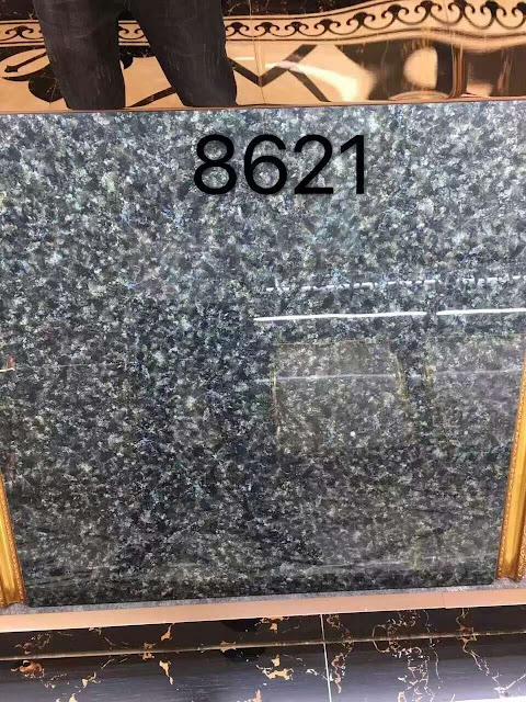 800X800拋釉磚大平賣——金銀倉