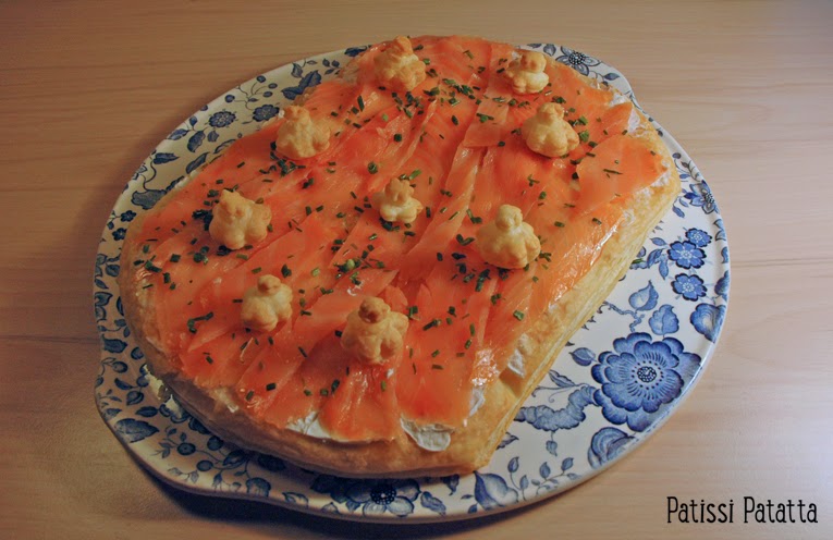 recette de tarte au saumon fumé, recette avec du saumon fumé pour l'apéritif, smoked salmon