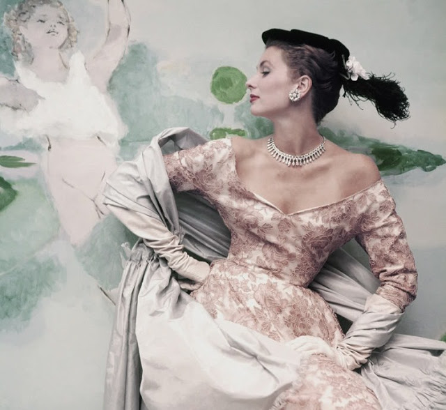 Principiante tolerancia Simpático cultura / ... acertijos enlaceverde: Cristobal Balenciaga Principiante tolerancia Simpático cultura / ... acertijos enlaceverde: Cristobal Balenciaga
