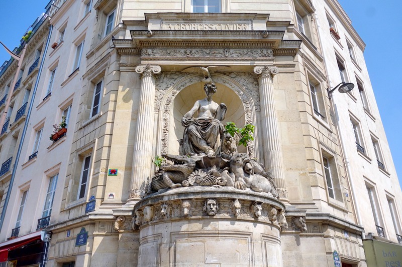 Paris Fontaine Cuvier, hommage à la Science, bestiaire fantaisiste