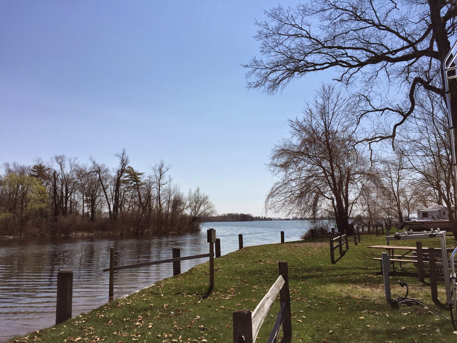 Travel Reviews & Information Camping on Gun Lake in Middleville