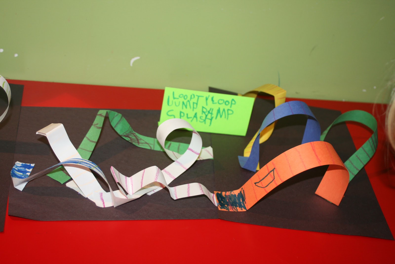homeschoolinggarden-paper-roller-coasters