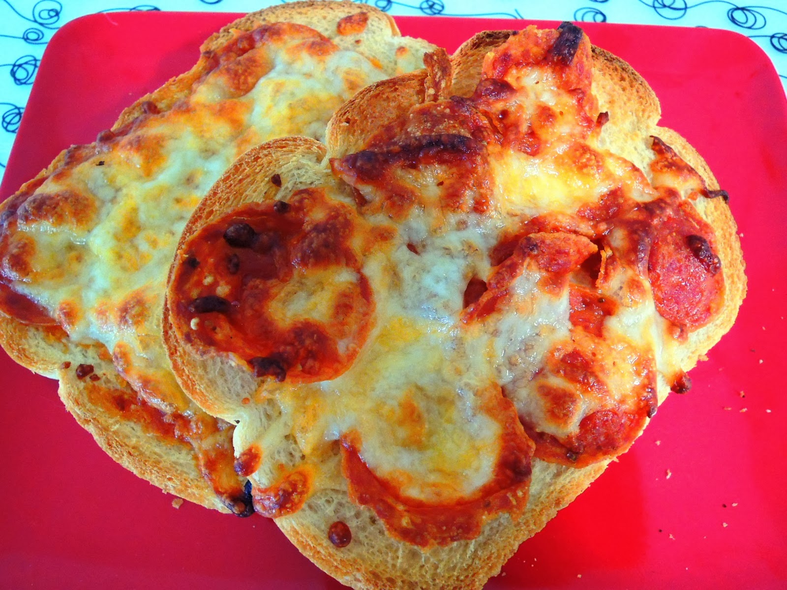 Every Little Thing Sandwich bread pizza