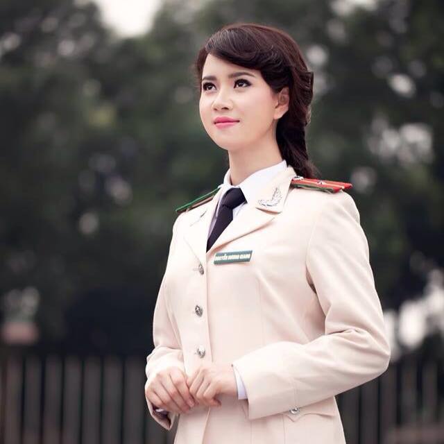 Đốn tim hình ảnh nữ cảnh sát xinh đẹp nhất Việt Nam